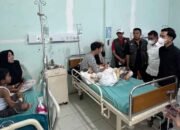 Wapres Gibran Jenguk Korban Banjir Bandang di RSUD Arosuka Solok 9 Wapres Gibran Rakabuming Raka jenguk korban banjir bandang di RSUD Arosuka, Kabupaten Solok
