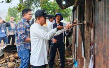 Kemensos, Bupati dan Anggota DPRD Kabupaten Solok Goro Bangun Rumah Bantuan untuk Zahira di Koto Gaek Guguak 3 Kemensos, Bupati dan Anggota DPRD Kabupaten Solok Goro Bangun Rumah Bantuan Siswi SRMP 5 di Nagari Koto Gaek Guguak