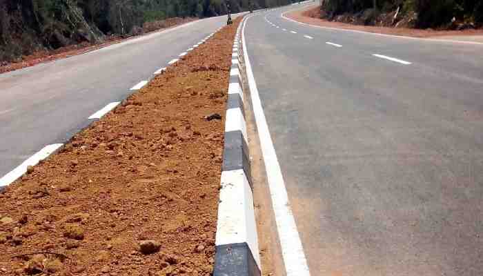 Proyek Pembangunan Jalan Jalur Dua Tanjung Geliga Rp 28 Miliar Dipertanyakan, Warga Minta Setiap Rupiah Terjawab 1 Proyek Pembangunan Jalan Jalur Dua menuju Pelabuhan Tanjung Geliga, Kecamatan Senggarang, Kota Tanjungpinang, Kepulauan Riau