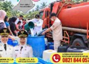 Kekeringan, Pemkab Dharmasraya Salurkan 378 Ribu Liter Air Bersih kepada Masyarakat