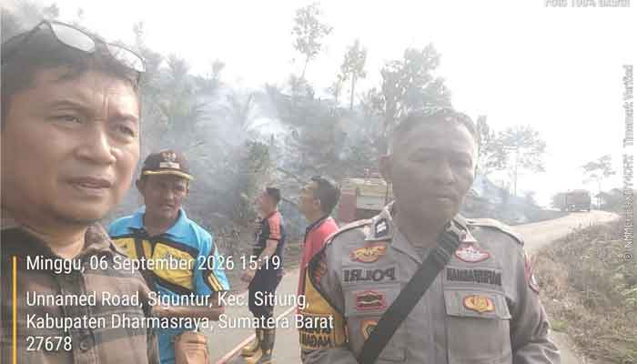Damkar Dharmasraya Bersama TNI dan Polri Berhasil Kendalikan Karhutla di Siguntur