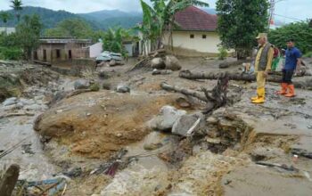 Gubernur Sumbar, Mahyeldi tinjau Lokasi Banjir Bandang di Kabupaten Solok