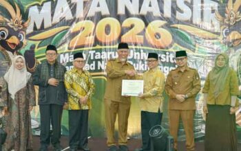 Gubernur Sumbar Ajak Mahasiswa UMN Bukittinggi Warisi Nilai Perjuangan Mohammad Natsir 8 Gubernur Sumbar Mahyeldi menghadiri kegiatan Mata Natsir 2026 sekaligus Masa Ta’aruf Universitas Mohammad Natsir (UMN) Bukittinggi
