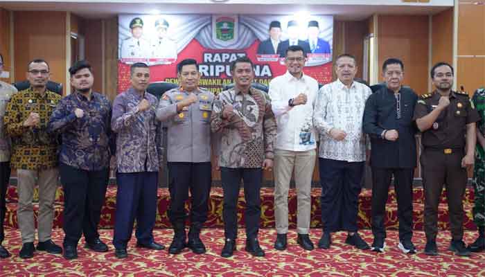 Pemkab bersama DPRD Kabupaten Solok Setujui Ranperda Perubahan APBD 2026 1 Pemkab bersama DPRD Kabupaten Solok Setujui Ranperda Perubahan APBD 2026