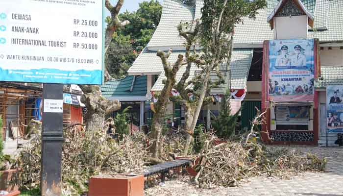 Pemko Bukittinggi Mulai Penataan Halaman TMSBK 1 Pemko Bukittinggi Mulai Penataan Halaman TMSBK