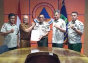 Pemkab Dharmasraya Terima Pinjam Pakai 2 Mobil Tangki Air dari BPBD Sumbar