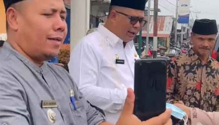 Puskesmas Sangir Jujuan Bagikan Masker Gratis