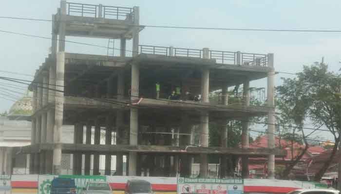 Bangunan Terbengkalai di Belakang Kantor Gubernur Sumbar Direhabilitasi untuk Kantor Satpol PP 1 Bangunan Terbengkalai di Belakang Kantor Gubernur Sumbar mulai direhabilitasi