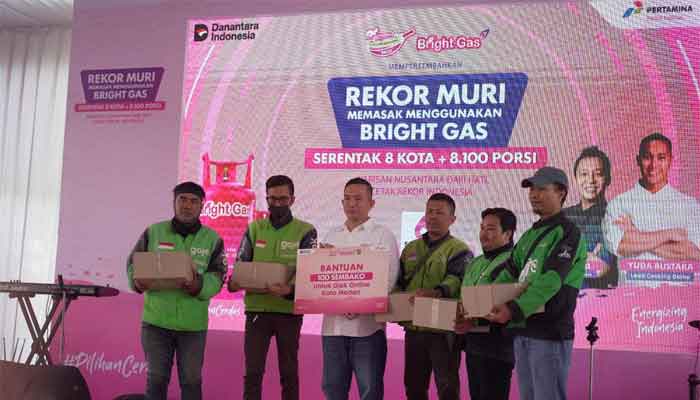 Pertamina Patra Niaga Regional Sumbagut Sukseskan Rekor MURI Memasak dengan Bright Gas di Medan
