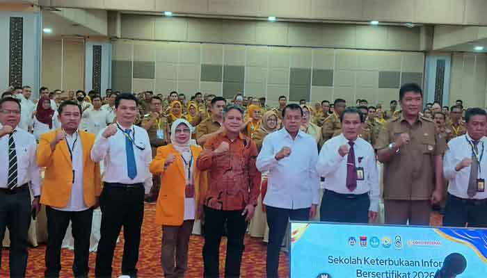 Lurah dan Camat se-Kota Padang Ikuti Sekolah Keterbukaan Informasi UNP Angkatan Ketiga 1 Sekolah Keterbukaan Informasi UNP Angkatan Ketiga