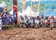 Crosser Padati Solok Selatan dalam Trabas HUT TNI AL ke-81 9 Trabas HUT TNI AL ke-81 di Kecamatan Pauh Duo, Kabupaten Solok Selatan