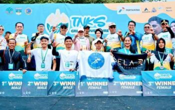 Trail Run 7K, Bupati Khairunas Terus Gencarkan Promosi Jalur Pendakian Gunung Kerinci Via Solsel 6 Bupati Khairunas usai penyerahan hadiah Trail Run 7K di Visitor Center Bangun Rejo Kecamatan Sangir, kawasan Jalur Pendakian Gunung Kerinci via Solok Selatan