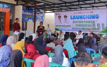 Wali Kota Payakumbuh Serahkan Bantuan Beras CPP untuk 14.020 Keluarga 3 Wali Kota Payakumbuh Serahkan Bantuan Beras CPP untuk 14.020 Keluarga