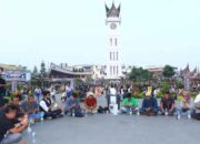 ‎Wartawan Bukittinggi Gelar Doa Bersama untuk 5 Jurnalis yang Hilang Saat Meliput Erupsi Gunung Anak Krakatau