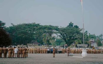 Persiapan APBD 2027, Bupati Solok Selatan Ingatkan OPD Perkuat Pengawasan Kegiatan 7 Bupati Solok Selatan, H. Khairunas dalam Apel Gabungan ASN