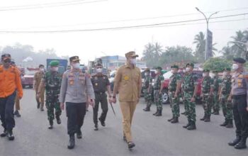 Pemkab Sijunjung Perkuat Kesiapsiagaan Hadapi Potensi Karhutla dan Bencana Hidrometerologi 6 Pemkab Sijunjung adakan apel siaga memperkuat kesiapsiagaan menghadapi potensi Karhutla dan bencana Hidrometerologi