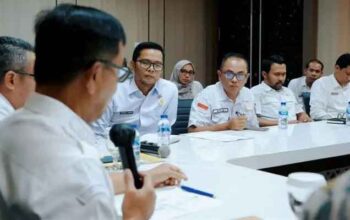 Exit Meeting, BPK Perwakilan Sumbar Dorong Penyempurnaan Regulasi Optimalkan PAD Solok Selatan 8 Exit Meeting BPK Perwakilan Sumbar dengan Pemkab Solok Selatan