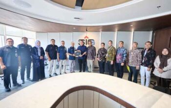 Temui Direksi SIG, Wakil Ketua DPRD Sumbar Dorong Peningkatan PAD dengan Optimalisasi PAP dan Sumbangan Pihak Ketiga 3 Wakil Ketua DPRD Sumbar, Nanda Satria saat bertemu Direksi SIG
