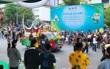 Begini Penampilan Kafilah Sumbar pada Pawai Ta’aruf MTQ Nasional di Semarang 3 Kafilah Sumbar Tampilkan Miniatur Masjid Raya Syekh Ahmad Khatib Al Minangkabawi pada Pawai Ta’aruf MTQ Nasional di Semarang