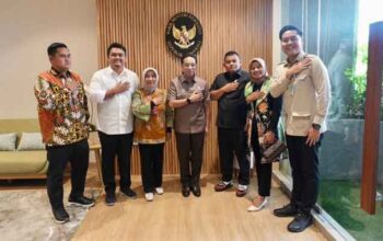 Berkat Perjuangan Bupati Annisa, Dharmasraya Dapat Bantuan 2 Unit X-Ray Portable dari Kemenkes 4 Jajaran Pemkab Dharmasraya berkunjung ke Kemenkes