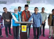 Gubernur Sumbar, Mahyeldi saat peresmian pompanisasi irigasi berbasis tenaga surya di Nagari Tanjung Barulak, Kabupaten Tanah Datar