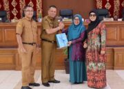 Pemko Payakumbuh Sampaikan RAPBD 2027 Rp789,21 Miliar 9 Wakil Wali Kota Payakumbuh Elzadaswarman sampaikan Nota Keuangan Rancangan Anggaran Pendapatan dan Belanja Daerah (RAPBD) 2027 di Gedung DPRD Kota Payakumbuh