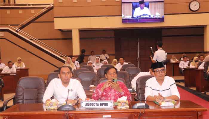 Begini Jawaban Bupati Malang Atas Pandangan Umum Fraksi-Fraksi DPRD terhadap Ranperda APBD 2027 4 Suasana Rapat paripurna DPRD Kabupaten Malang dengan agenda penyampaian jawaban Bupati atas Pandangan Umum Fraksi-Fraksi DPRD terhadap Ranperda APBD 2027