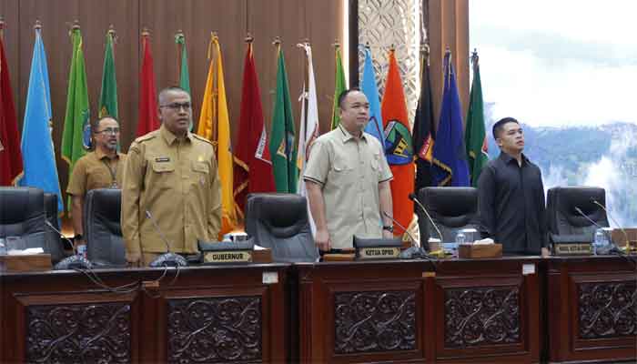 Defisit Rp 176 Miliar, DPRD Sumbar Minta Gubernur Jelaskan Ranperda Perubahan APBD 2026 1 Rapat paripurna DPRD Sumbar terkait Penyampaian Pandangan Umum Fraksi terhadap Ranperda Perubahan APBD 2026