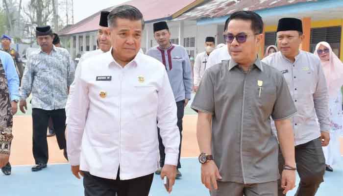 Dari Kelas Darurat, Pemkab Agam Kebut Pemulihan 67 Sekolah Terdampak Bencana 2 Bupati Agam, Benni Warlis hadiri open house revitalisasi satuan pendidikan tahun 2026 di SMPN 2 Tanjung Raya