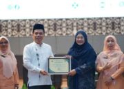 DWP UNP Hadirkan Aisah Dahlan dalam Seminar Membangun Komunikasi, Kesehatan Emosional dan Ketahanan Keluarga