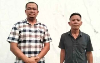 Feby Rifli, SH, Kuasa Hukum Sertu Arisnel (kiri) dan saksi Tateng