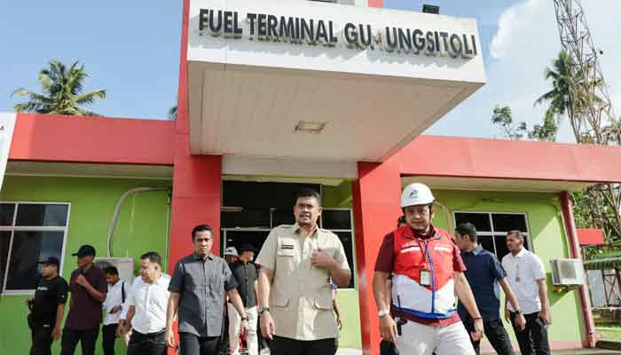 Tinjau Kelancaran Distribusi BBM di Kepulauan Nias, Gubernur Sumut Kunjungi Fuel Terminal Gunungsitoli Pertamina 2 Gubernur Sumut, Muhammad Bobby Afif Nasution kunjungi Fuel Terminal Gunungsitoli Pertamina