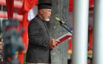 Gubernur Mahyeldi memimpin peringatan Hari Sumpah Pemuda ke-98 tingkat Provinsi Sumbar