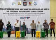 Bangun Kebiasaan Pilah Sampah, Ditjen Bina Bangda Salurkan 150 Set Tempat Sampah