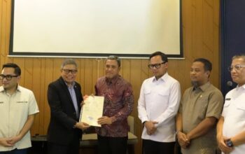 Komisi II DPR RI-Kemendagri Perkuat Sertifikasi Gratis dan Tata Kelola Sampah 1 IMG 20261007 WA0007