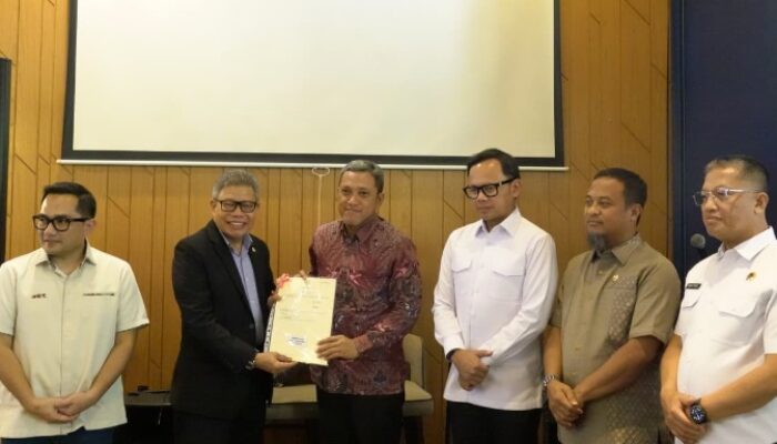 Komisi II DPR RI-Kemendagri Perkuat Sertifikasi Gratis dan Tata Kelola Sampah