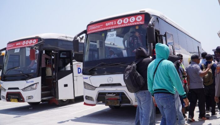 DAMRI Kerahkan 118 Bus Shuttle, 157 Ribu Penonton Bakal Ramaikan MotoGP Mandalika 2026