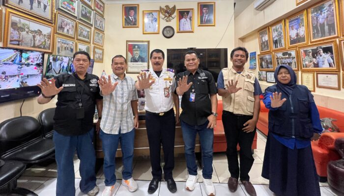 PWI Pokja Wali Kota Jakarta Timur Audiensi dengan Kepala Terminal Kampung Rambutan, Perkuat Sinergi Informasi Transportasi