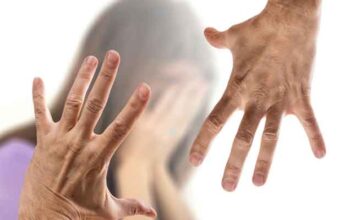 Lapor ke Polda Sumbar, Kasus Dugaan Penganiayaan LDP Dilimpahkan ke Polresta Padang 3 Ilustrasi kekerasan terhadap perempuan