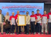 JNE Raih Sertifikasi Halal untuk Layanan Logistik dari BPJPH 9 JNE Raih Sertifikasi Halal untuk Layanan Logistik dari BPJPH