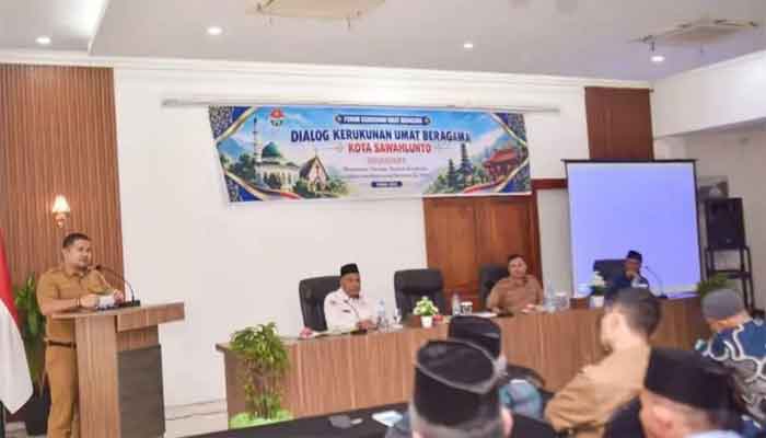 Wawako Jeffry Hibatullah saat membuka Dialog Kerukunan Umat Beragama yang digelar FKUB Kota Sawahlunto