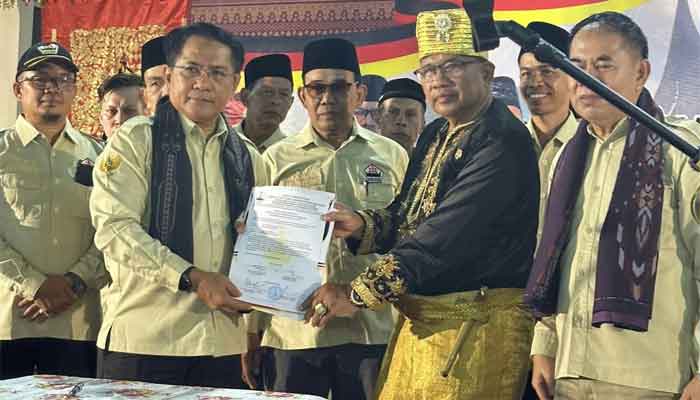 John Kenedy Azis Lantik DPW PKDP Provinsi Bengkulu Periode 2026–2031 1 Ketua Umum DPP PKDP, John Kenedy Azis lantik DPW PKDP Provinsi Bengkulu Periode 2026–2031