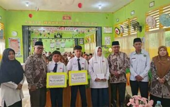 Kemenag Kota Sawahlunto Salurkan Bantuan Beasiswa kepada 106 Siswa 3 Kemenag Kota Sawahlunto Salurkan Bantuan Beasiswa kepada 106 Siswa dan Siswi