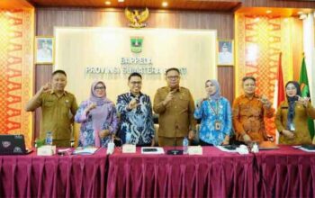 PPID Solok Selatan Paparkan Strategi Keterbukaan Informasi Publik kepada KI Sumbar 8 PPID Solok Selatan Paparkan Komitmen dan Strategi Keterbukaan Informasi Publik di KI Sumbar