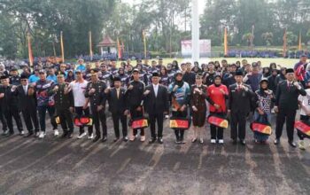 Wako Ramlan Lepas 644 Kontingen Bukittinggi ke Porprov XVI Sumbar 3 Wako Ramlan Nurmatias saat melepas 644 Kontingen Bukittinggi ke Porprov XVI Sumbar
