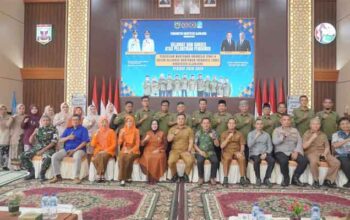 Foto bersama usai pelantikan Pengurus PWI dan IKWI Kabupaten Sijunjung Periode 2026–2029