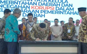 Bupati Sijunjung Tandatangani Komitmen Bersama Perbaikan Tata Kelola Perencanaan, Penganggaran serta Pengadaan Barang dan Jasa 3 Bupati Sijunjung, Benny Dwifa Yuswir tandatangani Komitmen Bersama Para Kepala Daerah dan Ketua DPRD se-Sumbar terkait Perbaikan Tata Kelola Perencanaan, Penganggaran serta Pengadaan Barang dan Jasa