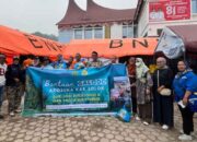 SMSI bersama MAN 1 Kota Bukittinggi Serahkan Bantuan bagi Masyarakat Terdampak Bencana Galodo di Kabupaten Solok