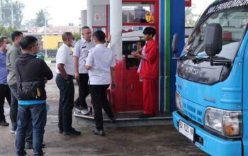Satgas Pengendalian dan Pengawasan Pendistribusian BBM dan LPG 3 Kilogram Kota Payakumbuh Sidak SPBU