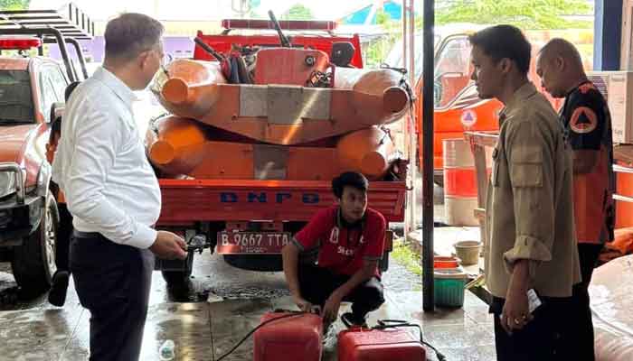 Antisipasi Cuaca Ekstrem, Sekda Dharmasraya Cek Kesiapan Peralatan dan Armada BPBD 1 Sekda Dharmasraya Cek Kesiapan Peralatan dan Armada BPBD